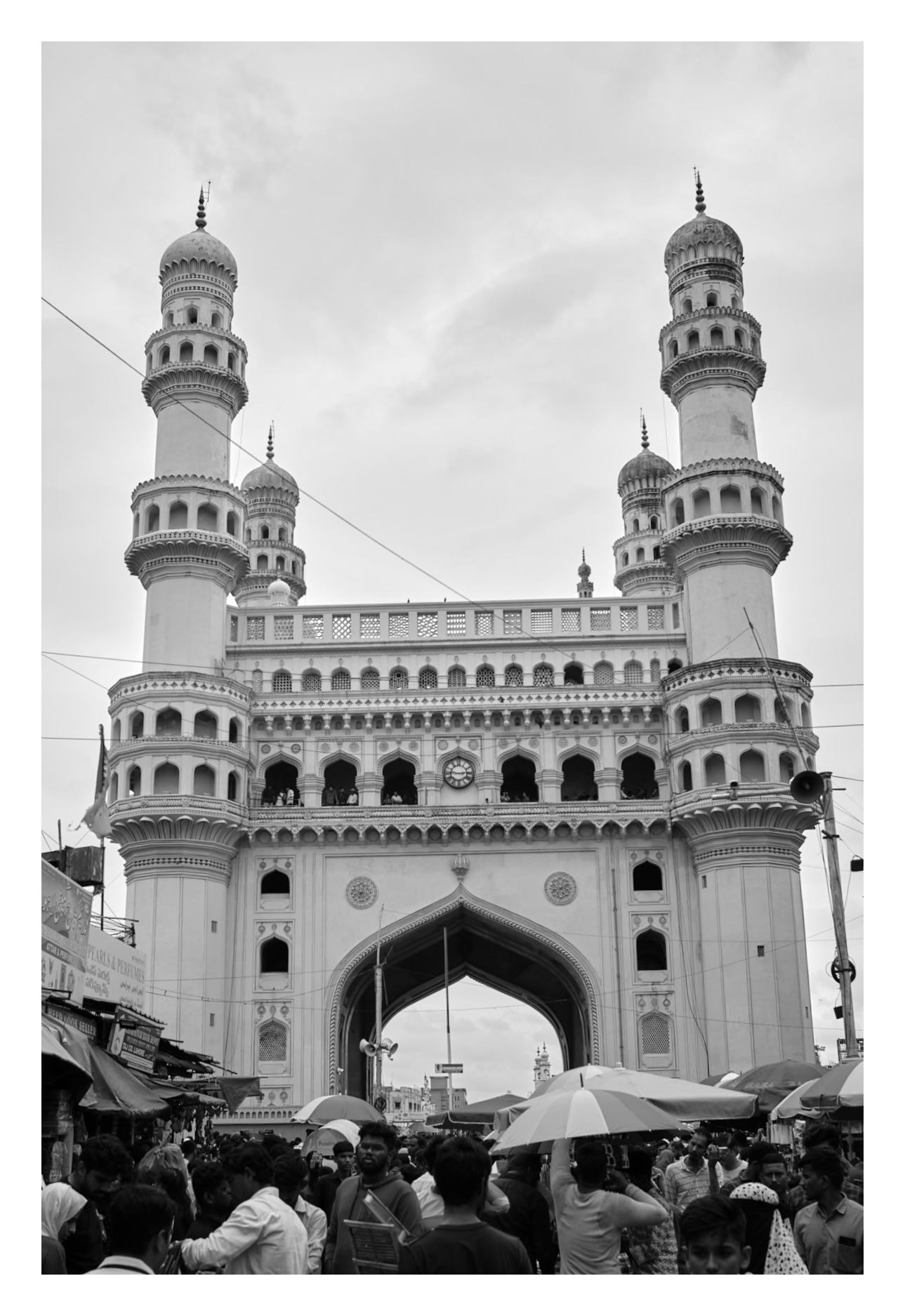 a black and white photo of Charminar