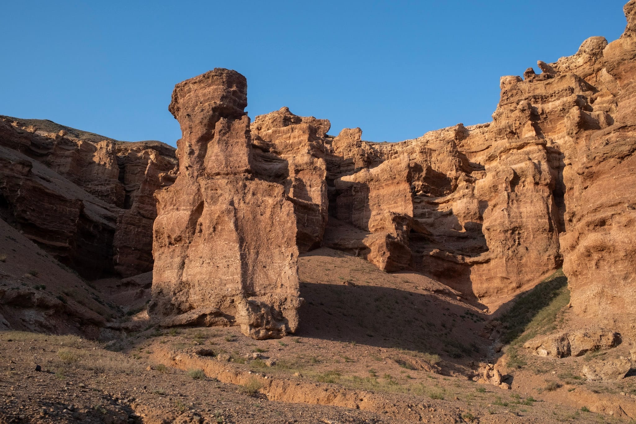 Photo of the canyon cliff