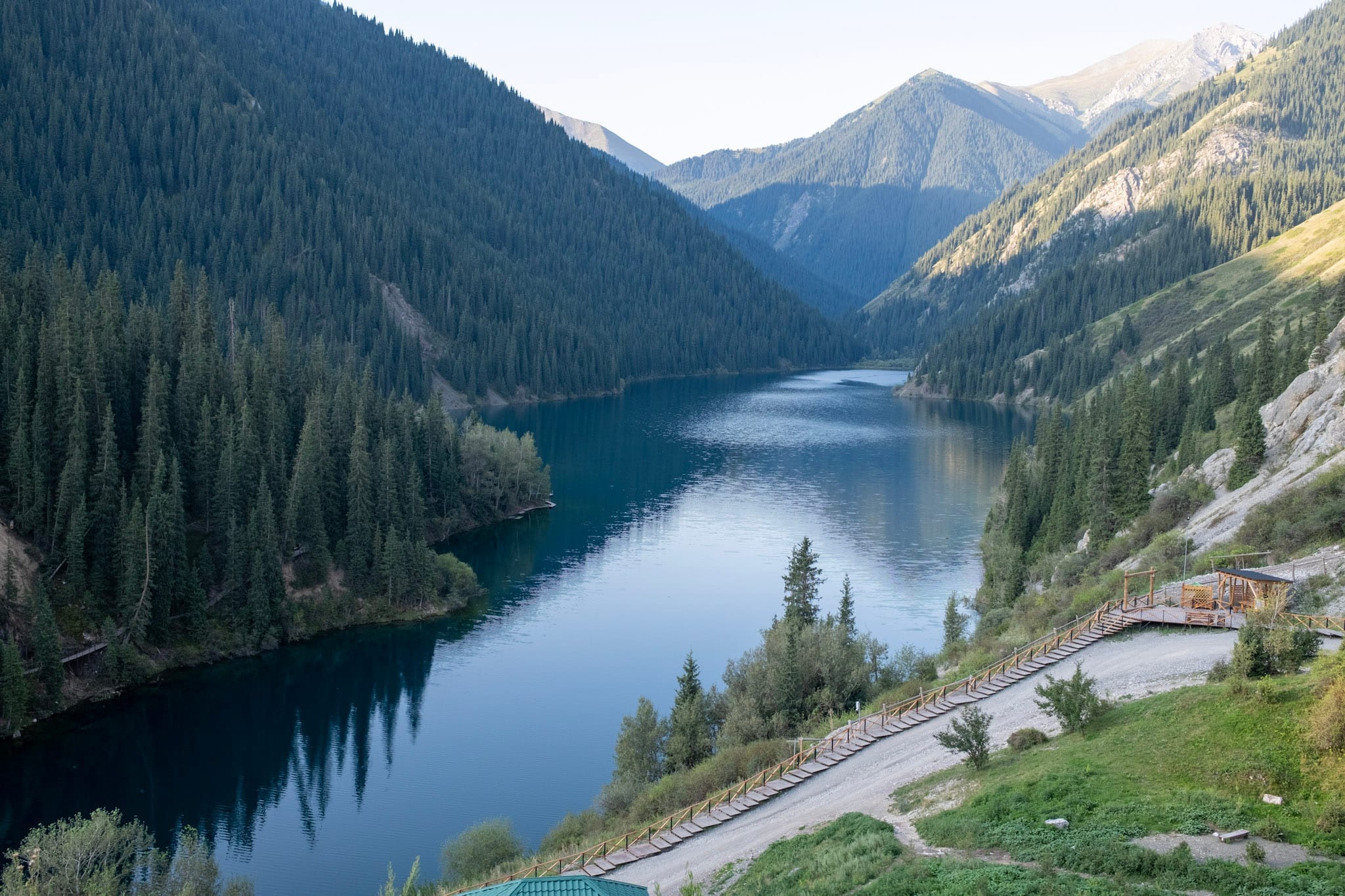 lake between mountains